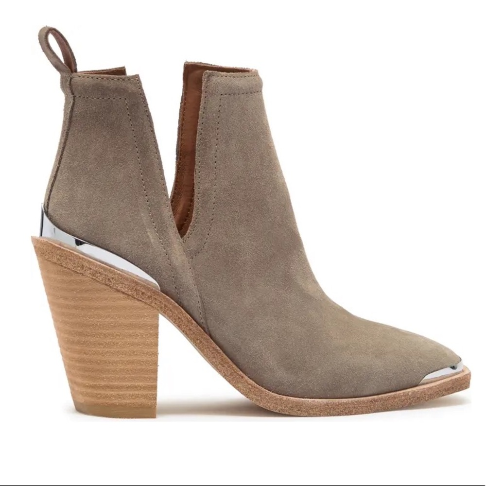 JEFFREY CAMPBELL Booties